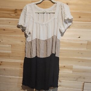 Umgee Cream, Tan, and Black Colorblock Dress